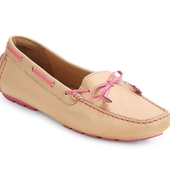 Clarks Shoes - Clarks Dunbar Racer beige and pink leather artesian flats size 8 1/2
